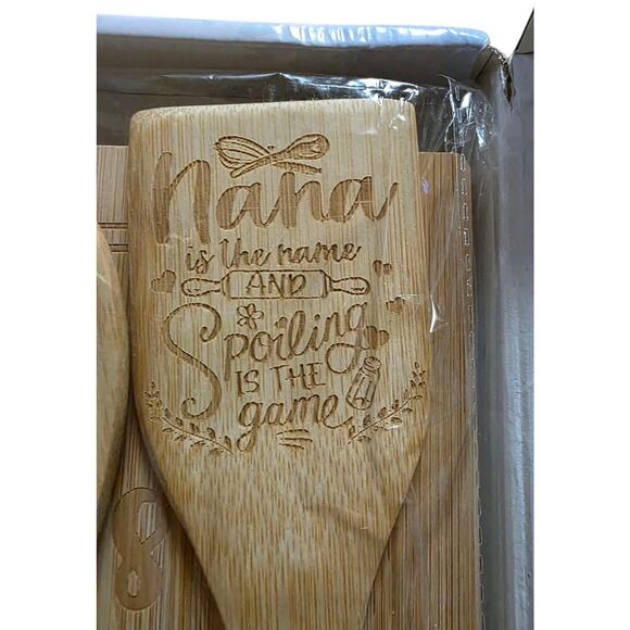 Cocomong Nana's Kitchen Wooden Cutting Board With Utensils Gift Set New - Picture 3 of 5